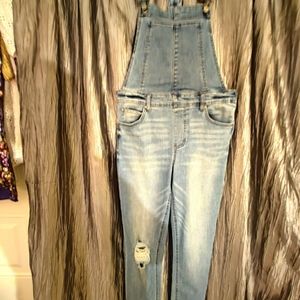 CELEBRITY PINK OVERALLS